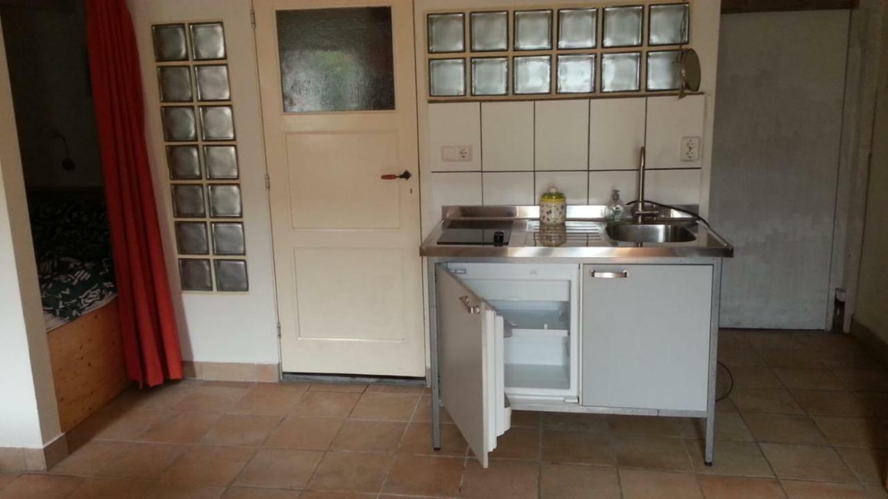 Studio-Appartement In Paardenstal Colijnsplaat Exterior photo